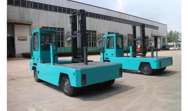  電動側面叉車【3-6噸】_2